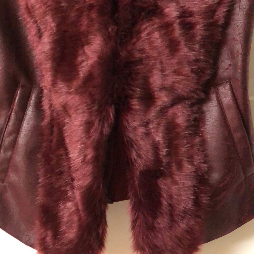 Vest - Picture 8 of 8